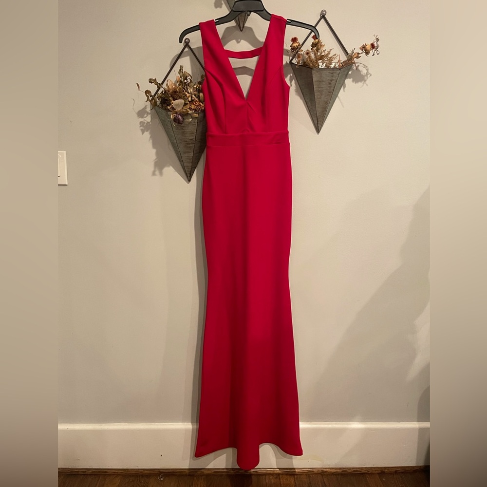 Windsor Elegant Red Formal Dress